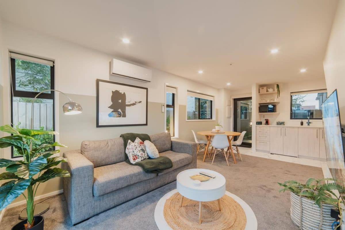 Holiday home Misty Meadows Manor - Your Urban Oasis
