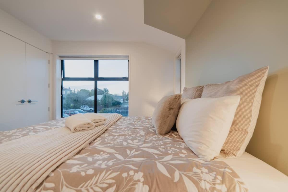 Holiday home Misty Meadows Manor - Your Urban Oasis Christchurch